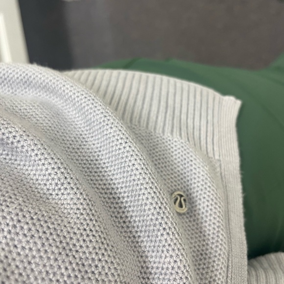 Lululemon flow forward poncho in gray - Picture 7 of 7